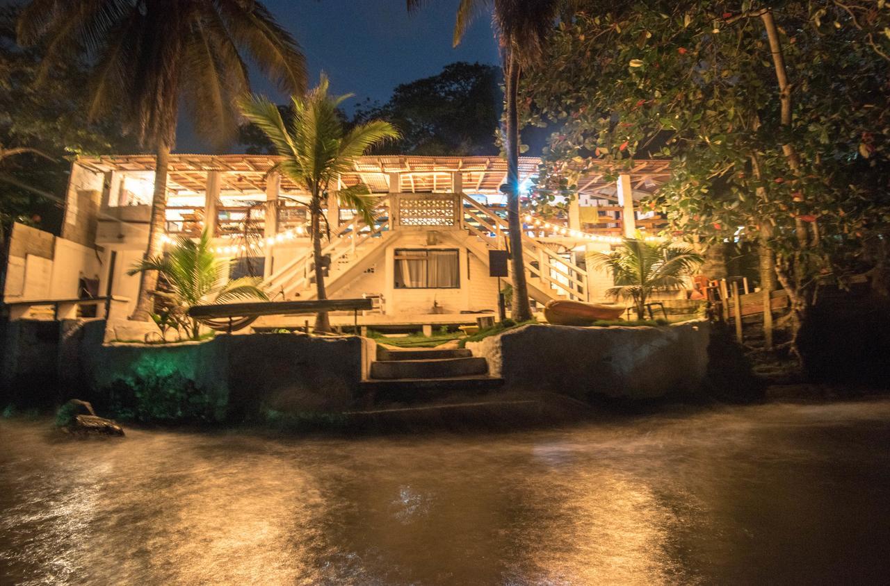 Hostal La Mariapolis Necocli Ngoại thất bức ảnh